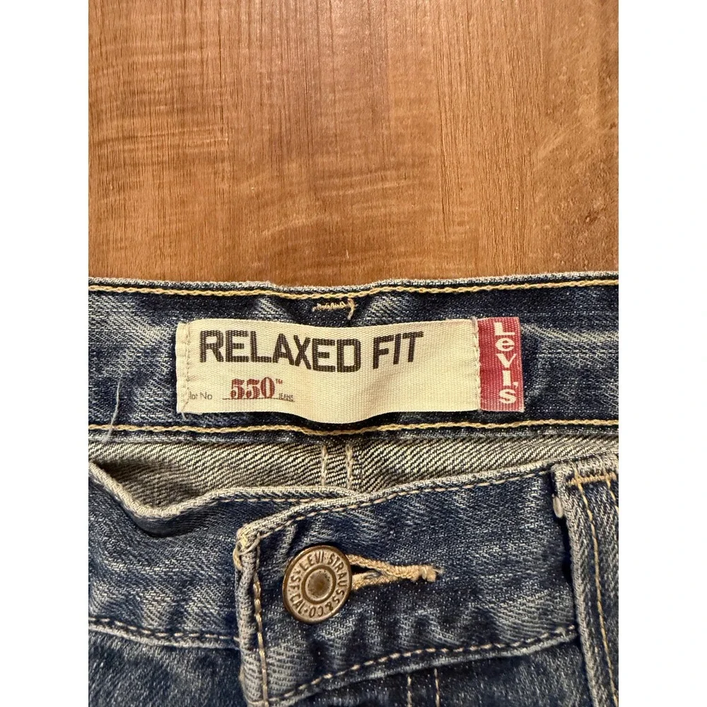 Levi's 550 Relaxed Fit Jeans Mens 33x30 Blue Medium Wash Denim Tapered Leg